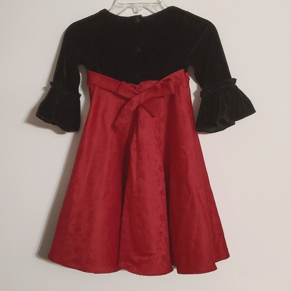 Gorgeous Girls Dress - Picture 4 of 8